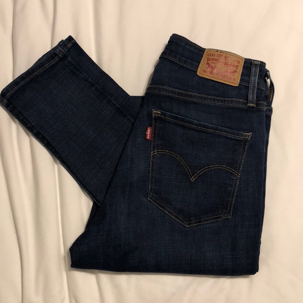 High waisted jeans